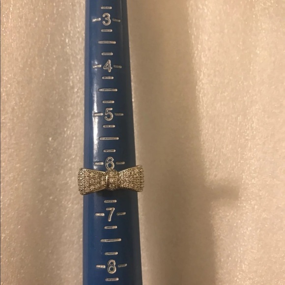 white sapphire Bow sterling silver ring - size-6.5 . - Picture 9 of 9